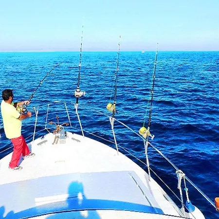 Old Town Center Walk To *