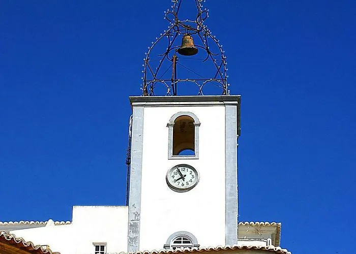 Old Town Center Walk To *