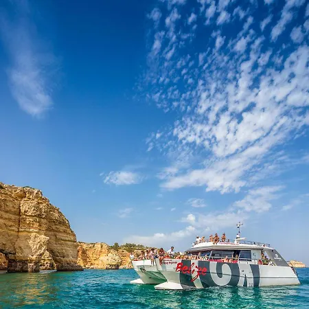 Old Town Center Walk To *