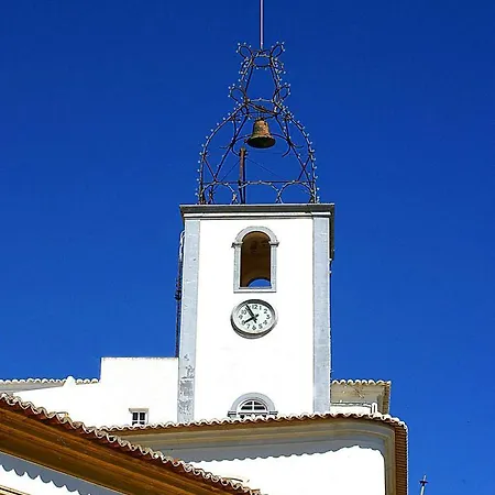 Old Town Center Walk To *